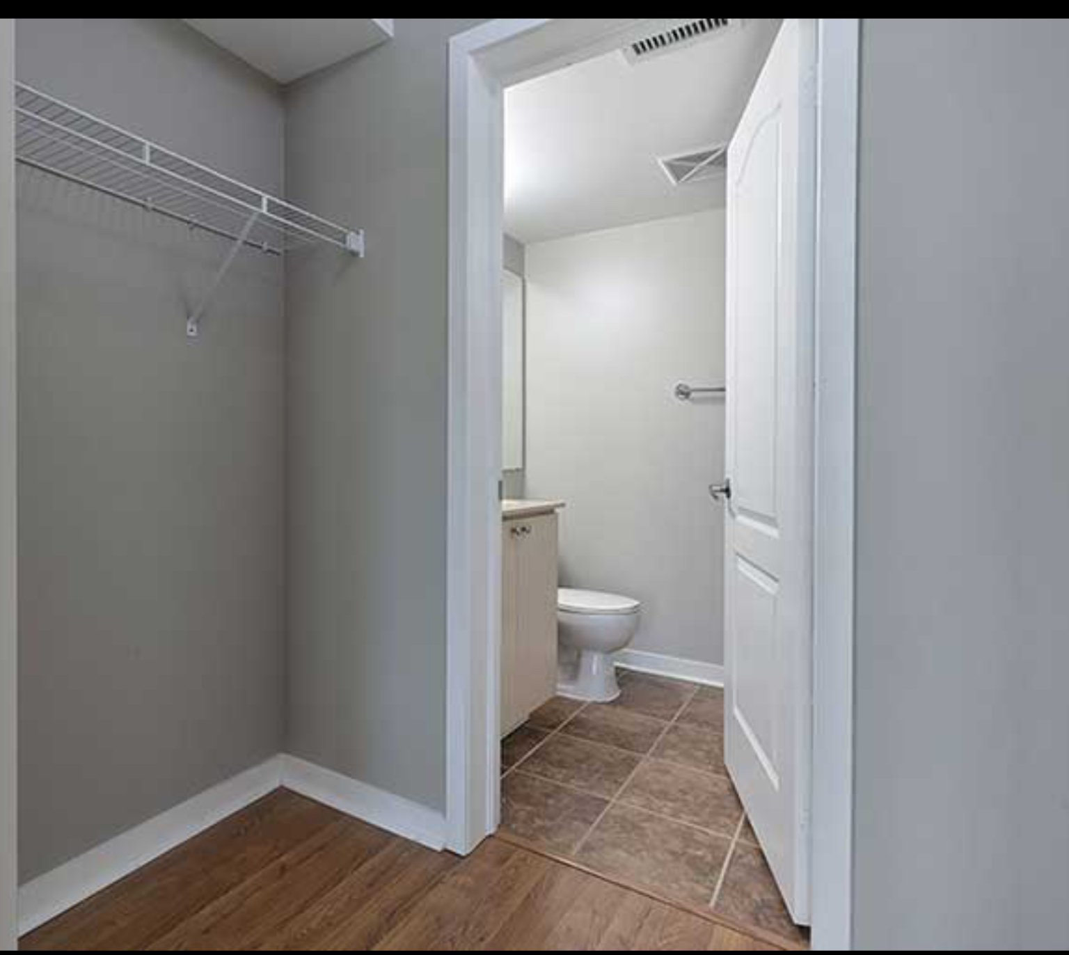 6 Dayspring Circle. 2 Bedrooms, 2 Bathrooms, 2 Parking
