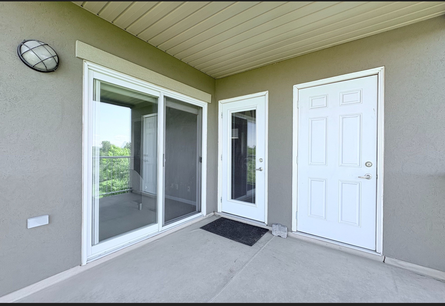 6 Dayspring Circle. 2 Bedrooms, 2 Bathrooms, 2 Parking