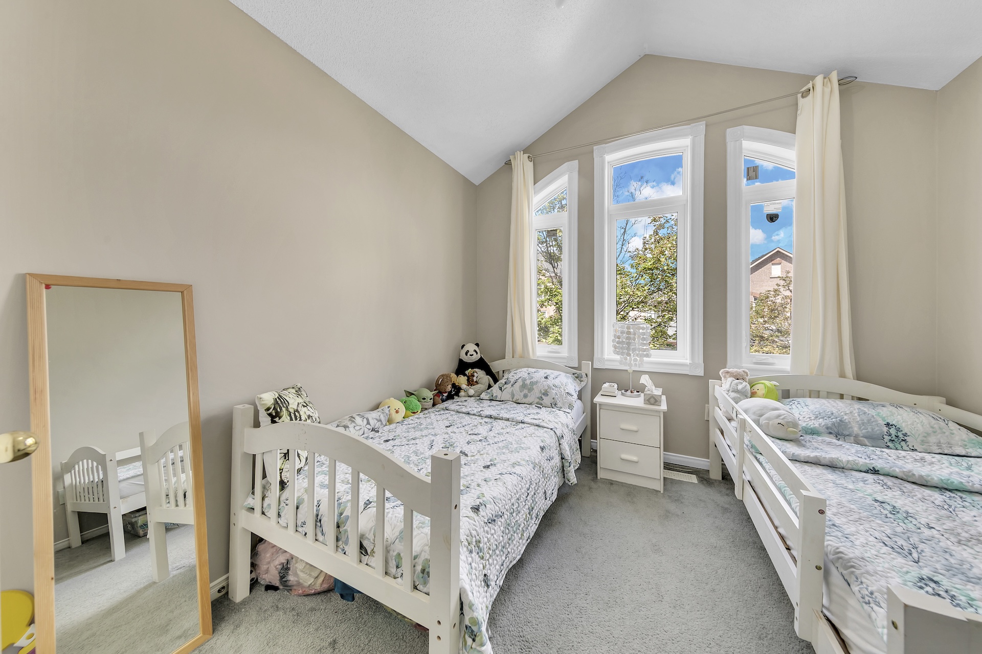 35 TANIA CRES