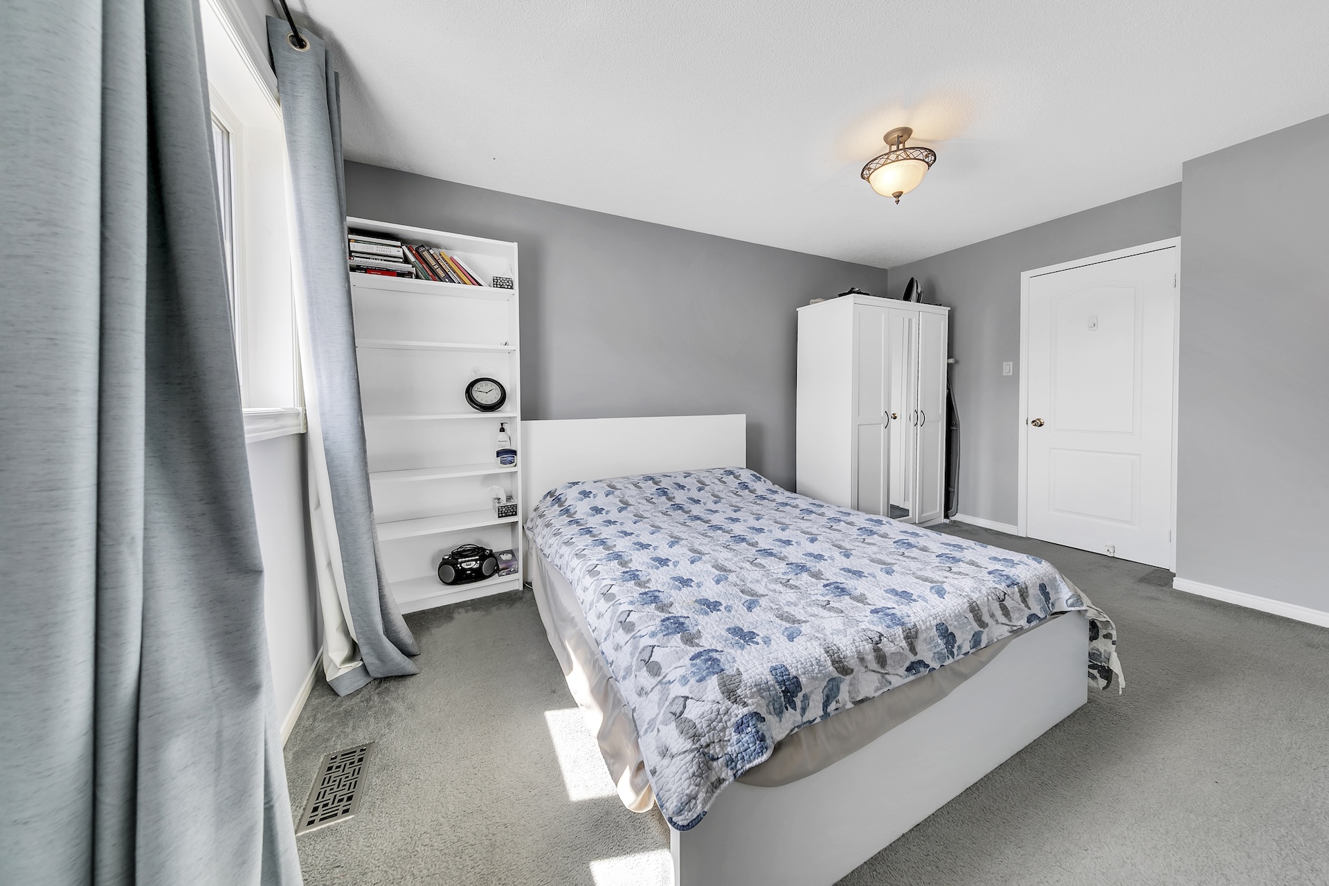 35 TANIA CRES