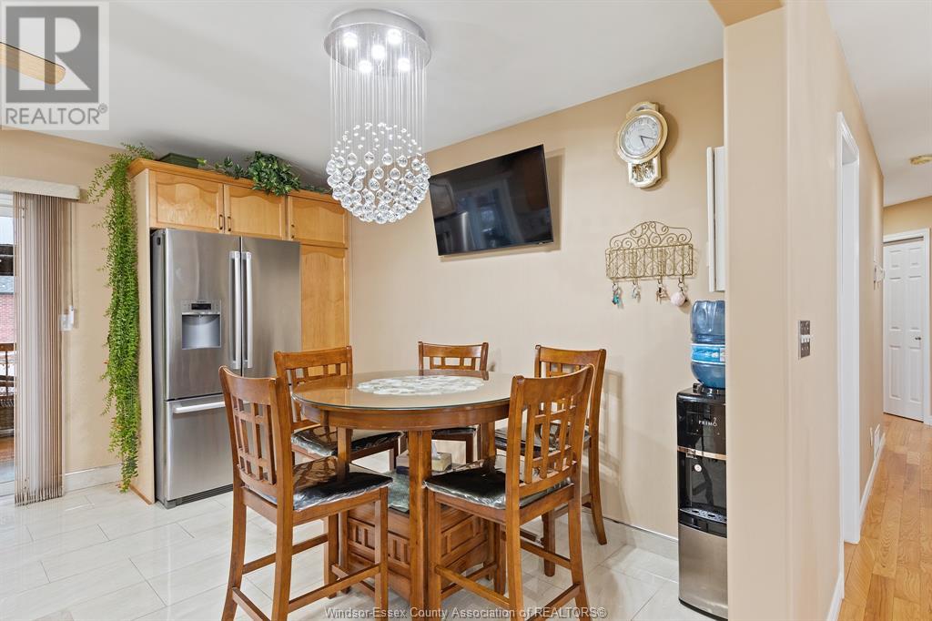 1081 MONARCH MEADOWS DRIVE — photo 9 of 21