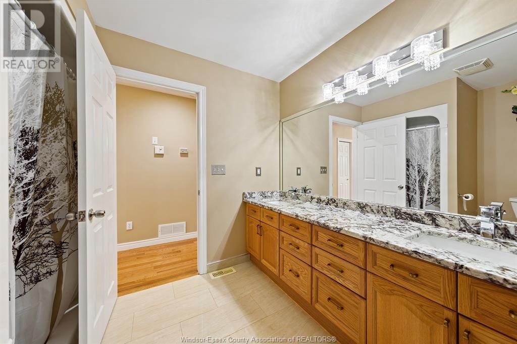 1081 MONARCH MEADOWS DRIVE — photo 14 of 21