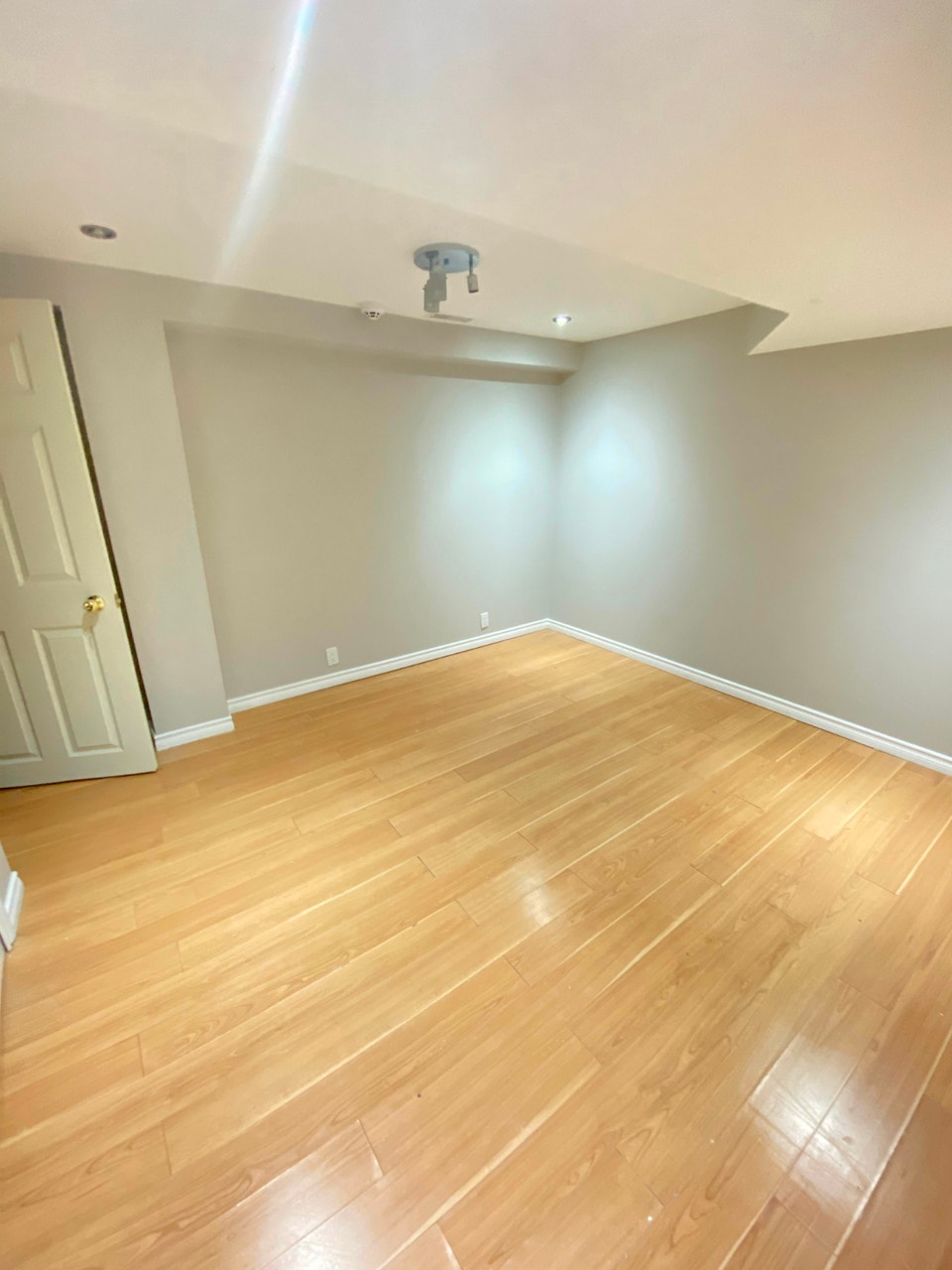 143 Rouge River Drive — photo 6 of 8