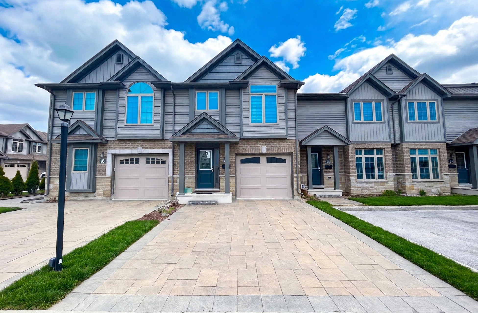 3400 CASTLE ROCK PL, LONDON
