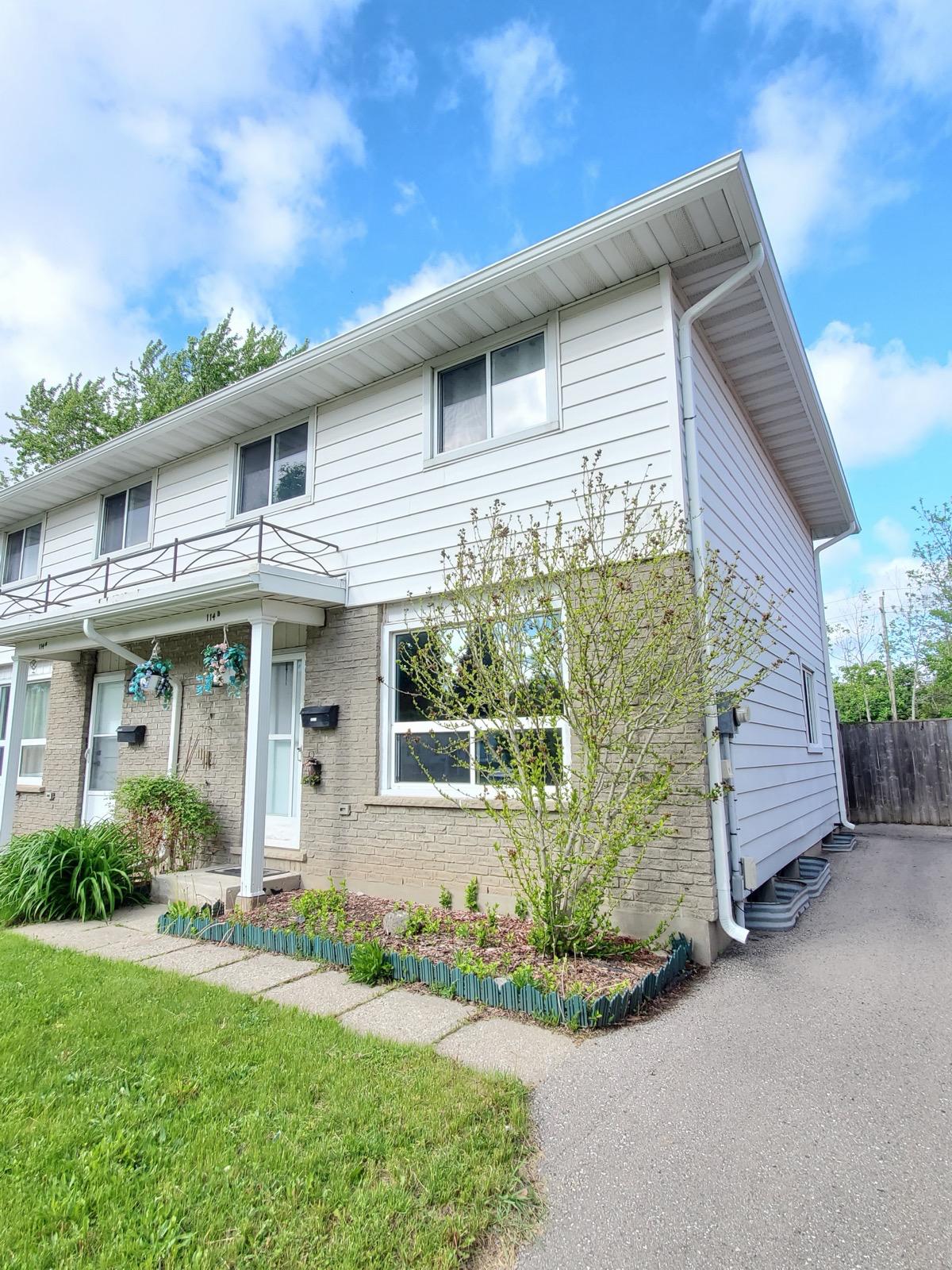 114 LILLIAN DR, WATERLOO