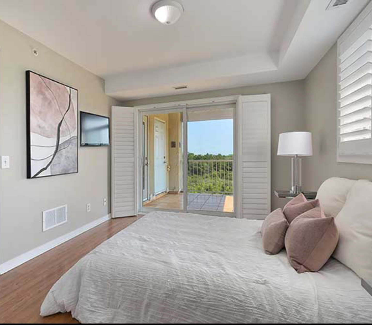 6 Dayspring Circle. 2 Bedrooms, 2 Bathrooms, 2 Parking