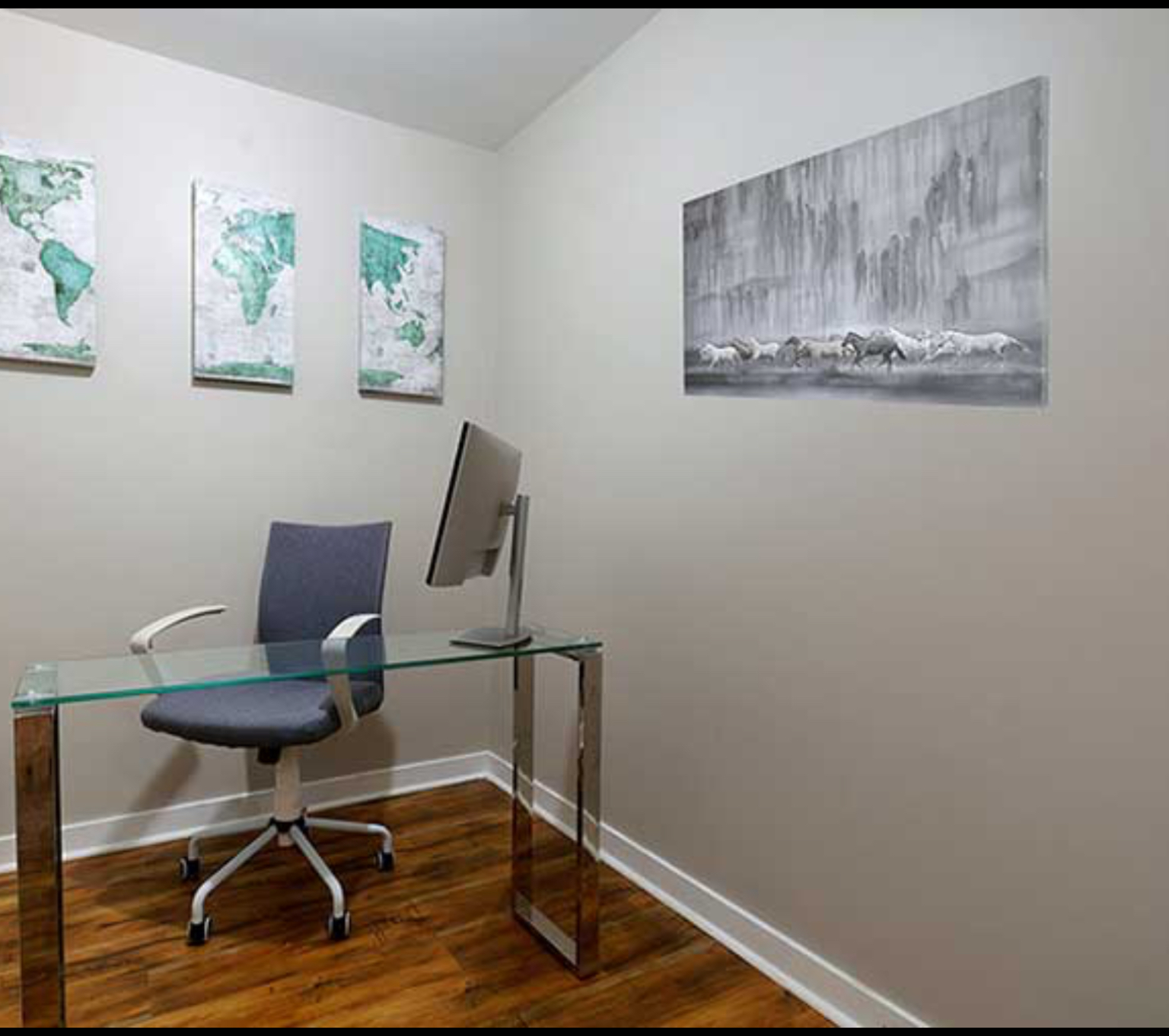 6 Dayspring Circle. 2 Bedrooms, 2 Bathrooms, 2 Parking